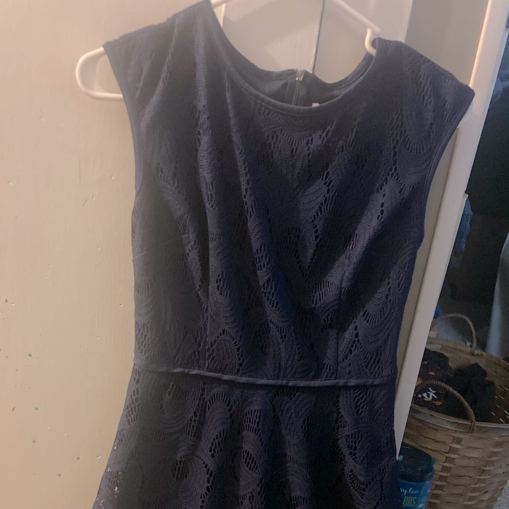 ⚡️ Navy blue Wisp sleeveless dress with a crochet overlay